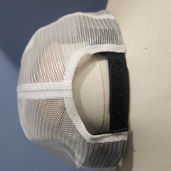 Dakine snapback trucker hat black and white - Picture 2 of 4